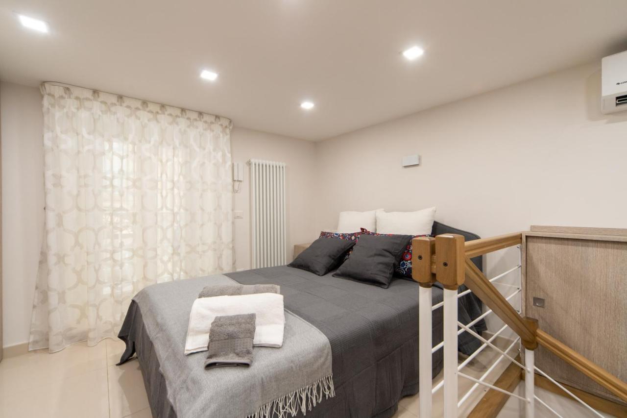 דירות נאפולי Centro Storico - Casa Con Wi-Fi E 4 Posti Letto In Via Dei Tribunali מראה חיצוני תמונה