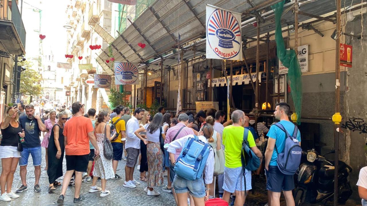 דירות נאפולי Centro Storico - Casa Con Wi-Fi E 4 Posti Letto In Via Dei Tribunali מראה חיצוני תמונה