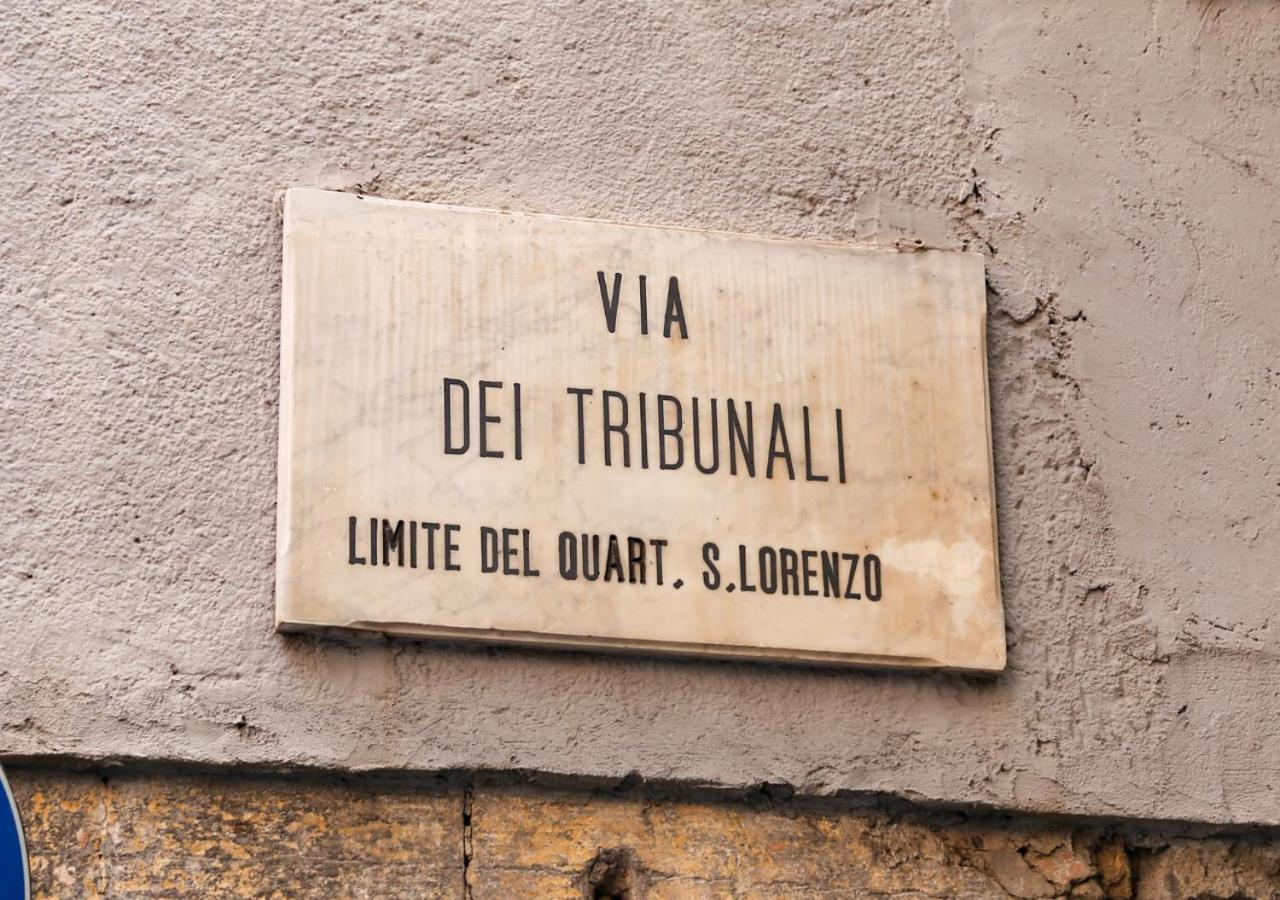 דירות נאפולי Centro Storico - Casa Con Wi-Fi E 4 Posti Letto In Via Dei Tribunali מראה חיצוני תמונה