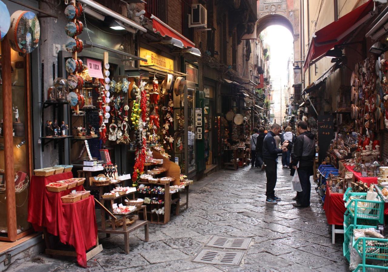 דירות נאפולי Centro Storico - Casa Con Wi-Fi E 4 Posti Letto In Via Dei Tribunali מראה חיצוני תמונה